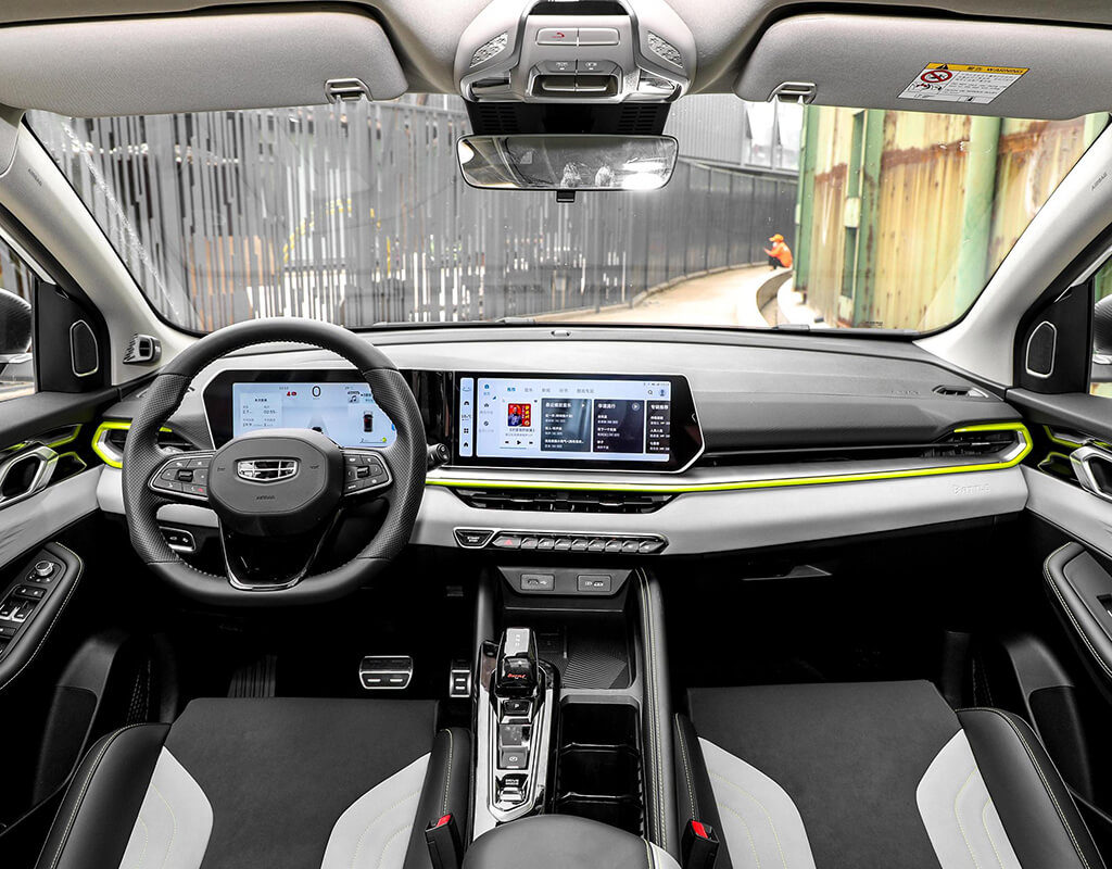 Geely Coolray — 4