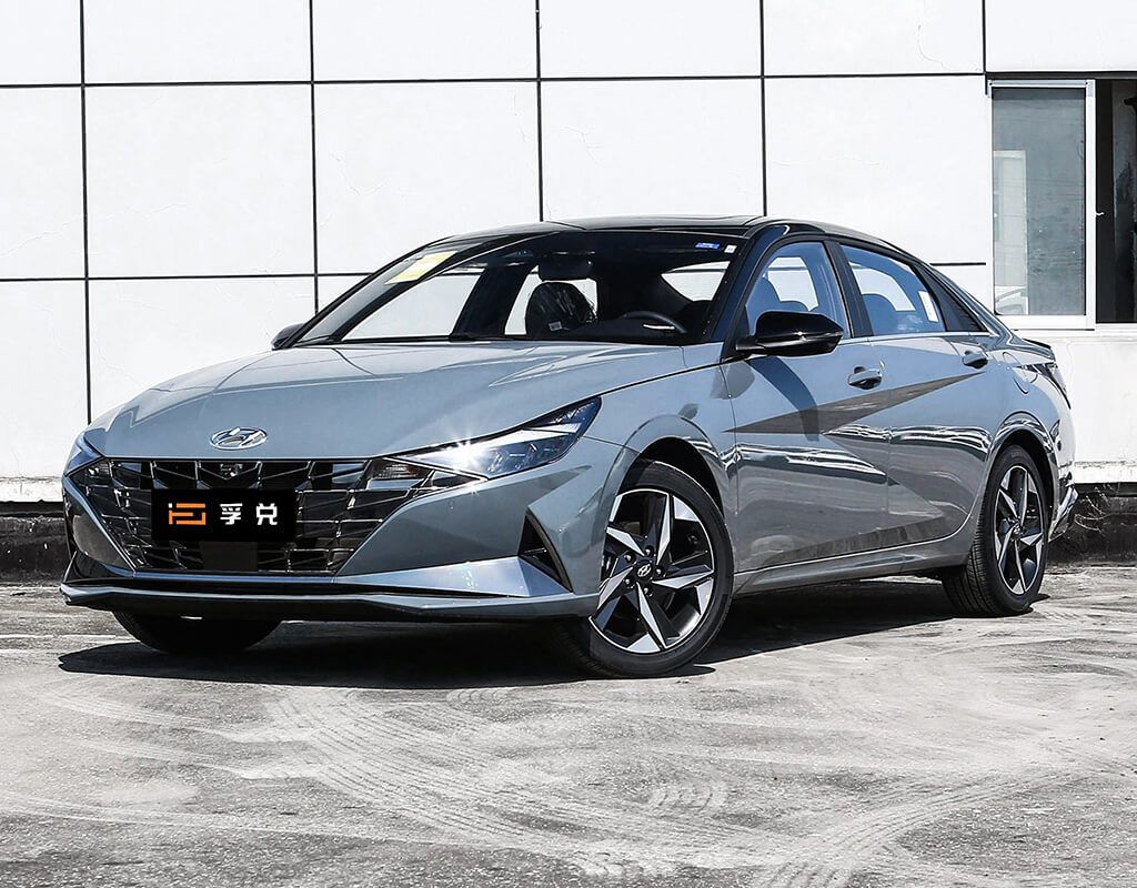 Hyundai Elantra 1.5 — 2