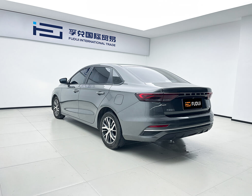 Geely Emgrand — 5